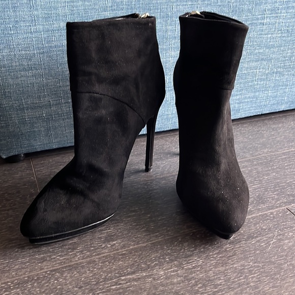 Zara Woman black heel booties - Picture 3 of 10